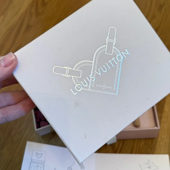 Louis Vuitton 2024 Seal Stamp Set - Picture 4 of 4